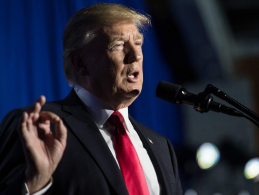 Trump a Peña Nieto: si no va a pagar el muro, 'mejor cancele' su visita a Washington