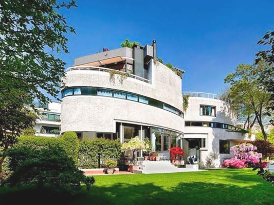 Las impresionantes mansiones que el PSG le está buscando a Messi para vivir en París