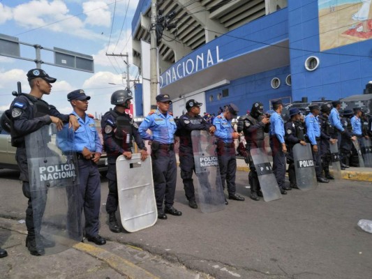 Fuerte operativo de seguridad en el clásico Motagua vs Olimpia