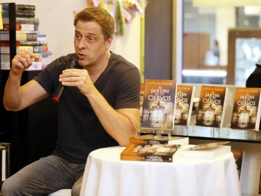 Patricio Sturlese: 'Hay personajes fuertes y libros que te dejan marcas”