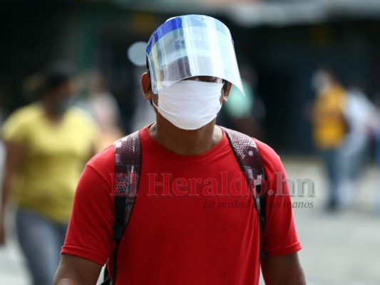 Desinfección y distancia: estrictas medidas en reapertura del Zonal Belén