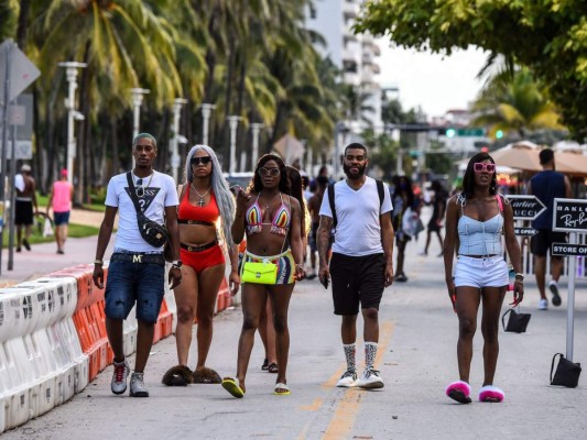 Coronavirus sin tregua endurece restricciones en todo el mundo (FOTOS)