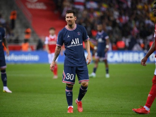 Con ovación incluida: Así se vivió el debut de Messi con el PSG en la Ligue 1 (Fotos)