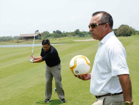 Este año tendrá una novedad, que además de golf profesional se estará jugando futgolf, en los bellos campos de Indura.