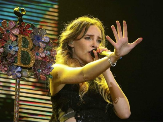 Belinda modificó la canción del sapito y sorprendió a sus fans