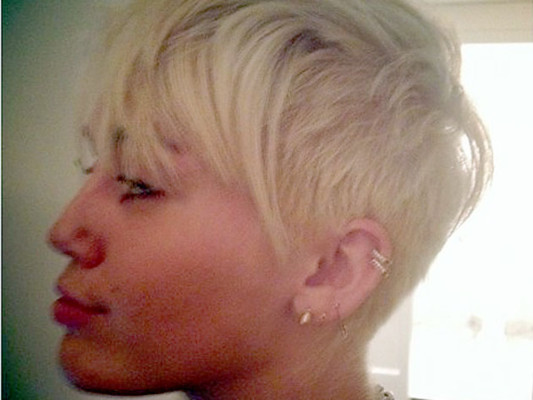 Miley Cyrus desata polémica: 'Me siento tan linda y tan gay'