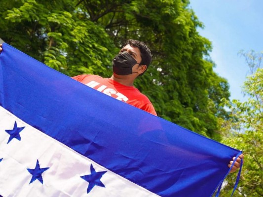 'Honduras se lo agradece': emoción por donación de vacunas desde El Salvador