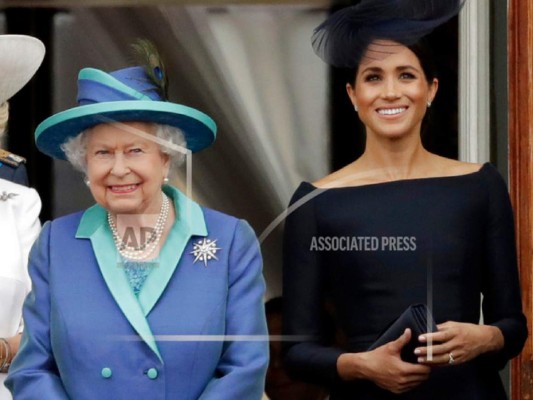 Las 6 razones que demuestran que Meghan Markle es la favorita de la Reina Isabel II