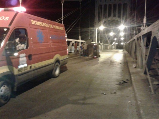 Honduras: Hombre borracho se accidenta en el puente Choluteca