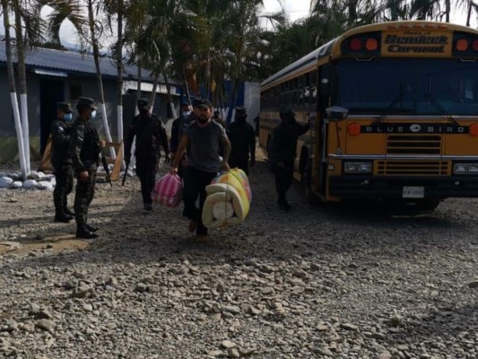 Retornan al centro penal de El Progreso a reos que estaban albergados