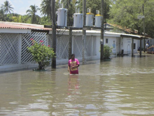 Emergencia municipal en Marcovia por marejadas