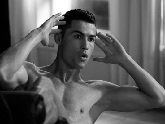 La frase reflexiva que compartió Cristiano Ronaldo en su Facebook