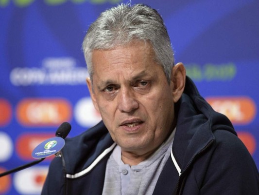 Reinaldo Rueda: 'El futbolista chileno es como el vino, entre más viejo juega mejor'