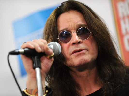 Ozzy Osbourne revela que padece parkinson