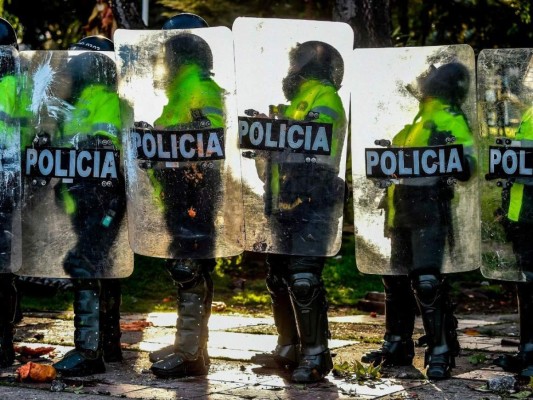 Lo que sabemos de las violentas protestas en Colombia