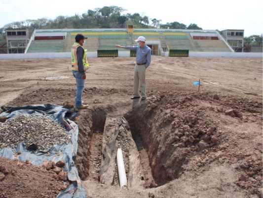 Así avanzan las labores de remodelación del estadio Carlos Miranda de Comayagua (Fotos)