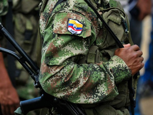 En el pacto de paz los rebeldes se comprometen a reparar a las víctimas de medio siglo de conflicto armado. Foto: Agencia AFP