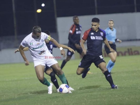 Olimpia golea 4-1 al Platense y enfrentará a Marathón en repechaje