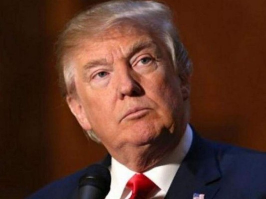 Trump quiere prohibir cigarrillos electrónicos por daños pulmonares