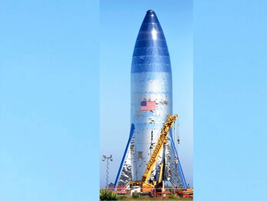 SpaceX trasladará a la primera mujer y la primera persona no blanca a la Luna