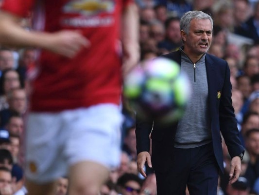 Manchester United quiere a James Rodríguez y Gareth Bale