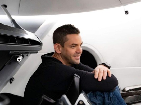 De un millonario a una sobreviviente del cáncer ¿Quiénes viajarán en la misión de SpaceX?