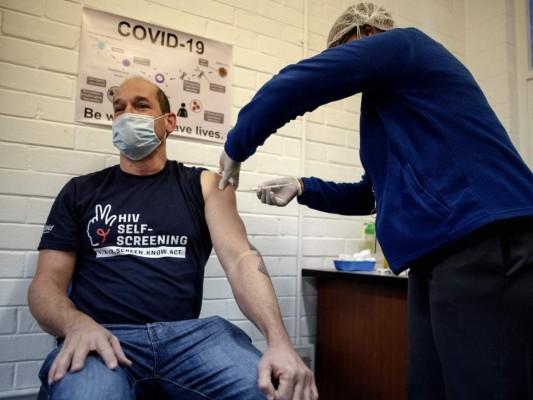 Vacuna de Oxford contra el covid es 'extremadamente prometedora'