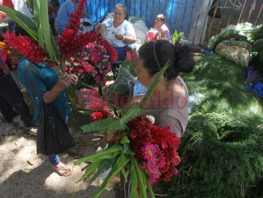 ¿Cuánto cuesta coronar a los muertos en Honduras?&nbsp;