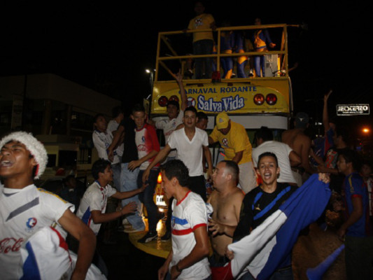 Los festejos del Olimpia por el título 25 en imágenes