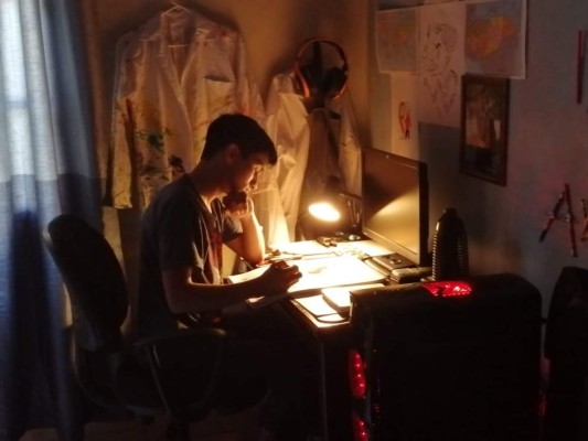 Escritor hondureño M.P. Leandre presenta su primer libro