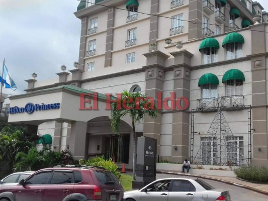 FOTOS: Banderas, gorras y camisas... ¡Todo el ambiente para el Honduras vs Australia en San Pedro Sula!
