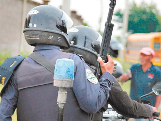 Seguridad confirma fracaso en la depuración policial