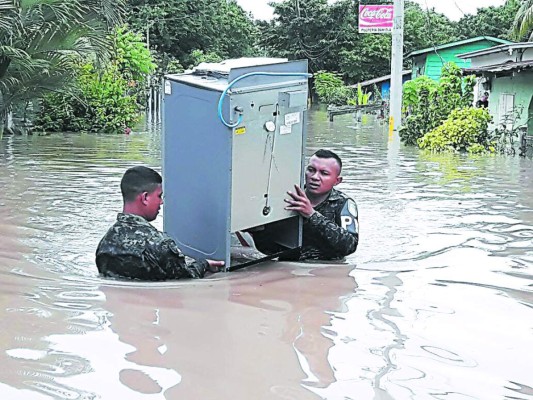 Fuertes lluvias desplazaron a 16,967 personas en Honduras en los últimos días