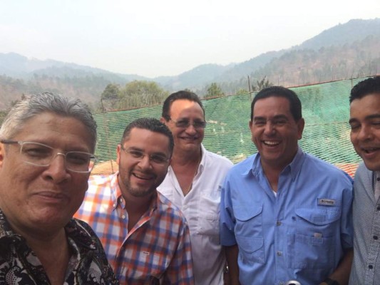 Las fotos del cumpleaños de Esdras Amado López