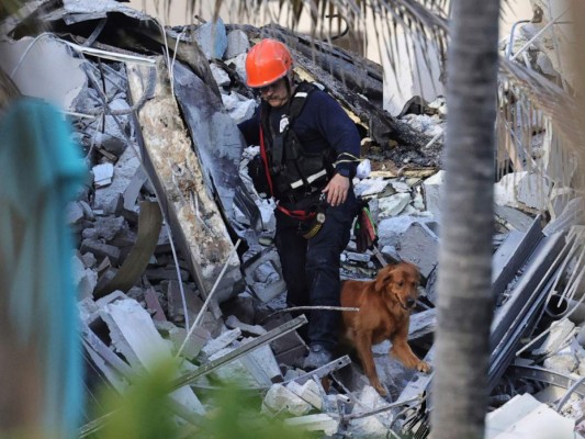 Se temen muchas muertes en derrumbe de edificio en Miami
