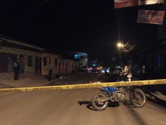 Asesinan a policía militar mientras hablaba por teléfono en El Paraíso