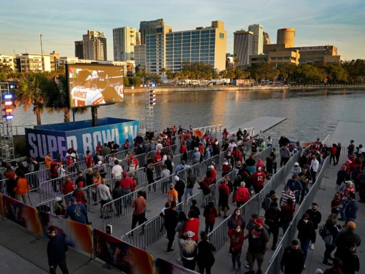 Buccaneers vs Chiefs: A qué hora y dónde ver el Super Bowl LV