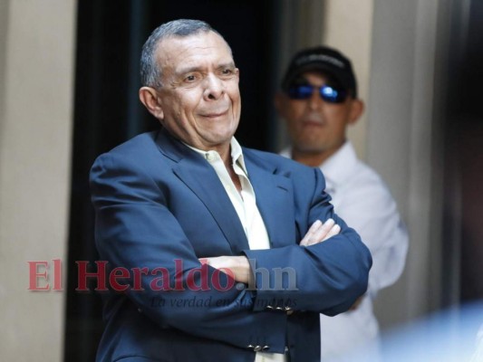 El rostro de felicidad de Rosa Elena de Lobo para escuchar el fallo