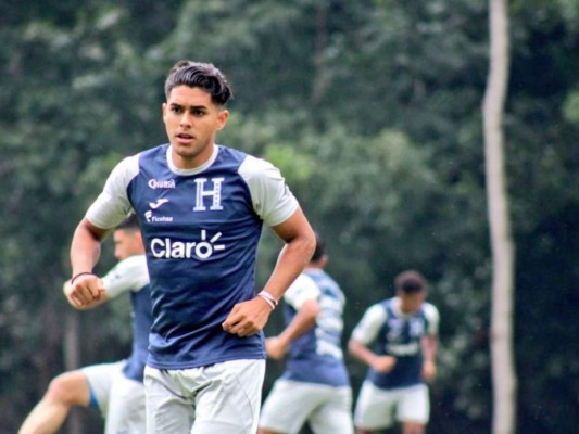 Honduras entrenó este lunes con la mira puesta en Panamá (Fotos)