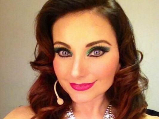 Actriz mexicana desata polémica tras mostrarse con la cara 'totalmente lavada'