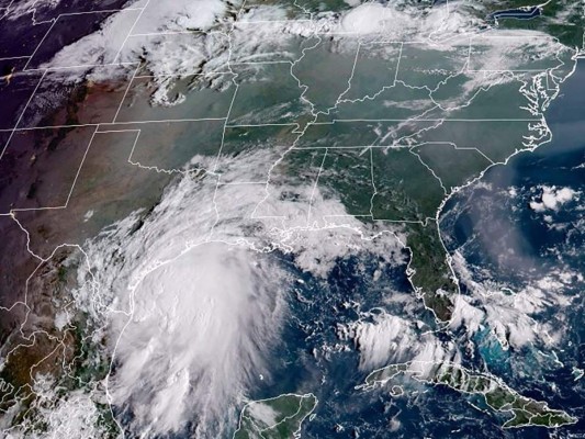 Tormenta Nicholas amenaza con dejar inundaciones en México y Estados Unidos