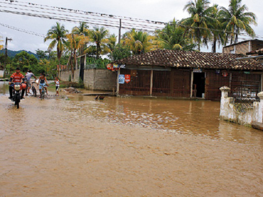 Diez muertos y un desaparecido por lluvias en Honduras, establece informe de Copeco
