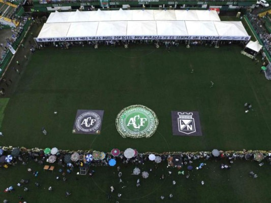 Video: ¿Fantasmas en el velorio de víctimas del Chapecoense?