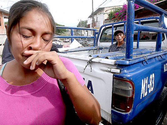 Policía captura a hombre que violó y embarazó a sus hijas