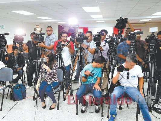 Reflexión y luto en el Día del Periodista Hondureño