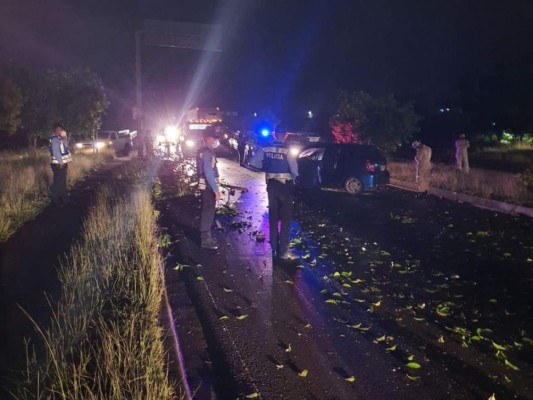FOTOS: Los destrozos del fatal accidente que dejó un muerto en el anillo periférico