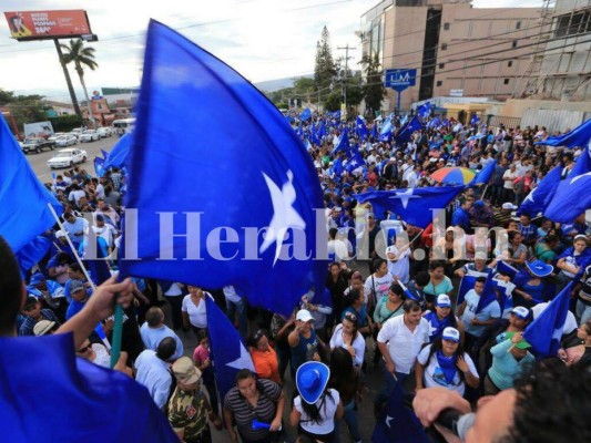 Impactantes imágenes de las marchas del Partido Nacional y Oposición