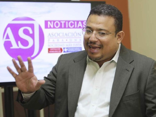 Omar Rivera: No basta con que ruede una cabeza