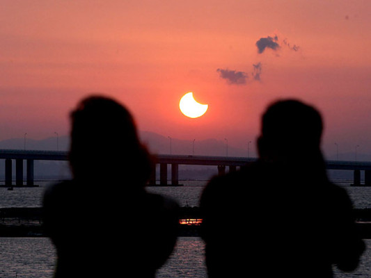 'Anillo de fuego' impacta a millones desde Asia a EEUU