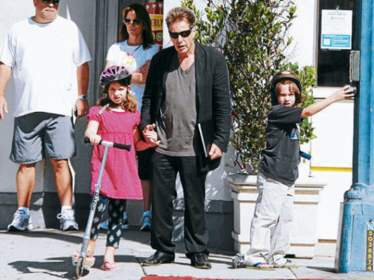 Parejas de famosos con hijos gemelos